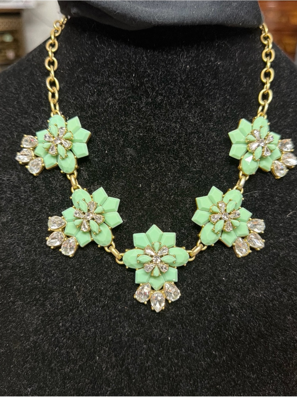 J Crew 24” Mint Green Floral Statement Necklace - Women Jewelry